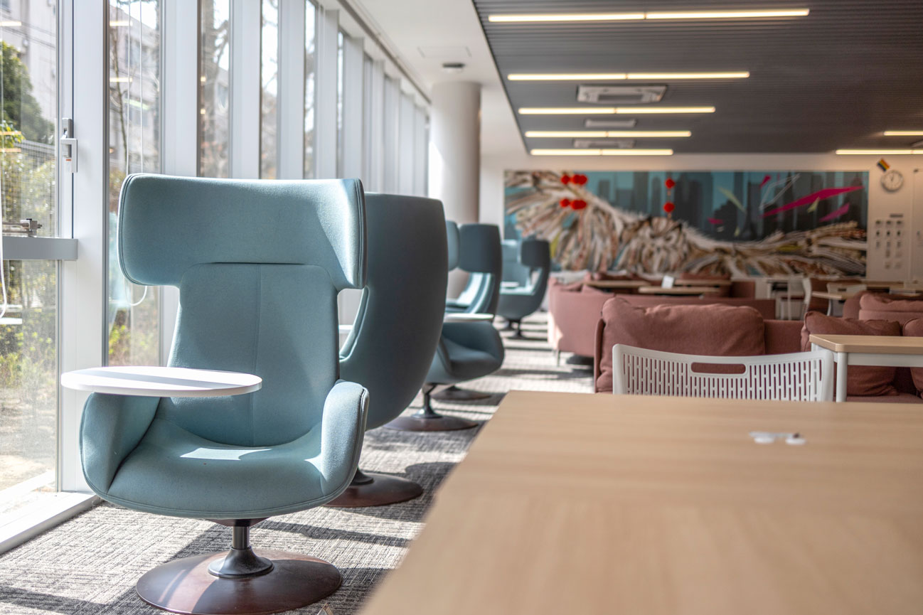 Student Lounge “Shimada Parliament”